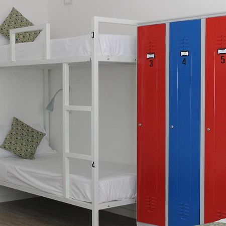 Lake Garda Beach Hostel Padenghe sul Garda Exterior foto